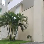 Apartamento De Dois Quartos Em Ponta Negra - Excelente Localizacao