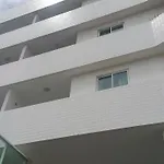 Apartamento De Dois Quartos Em Ponta Negra - Excelente Localizacao